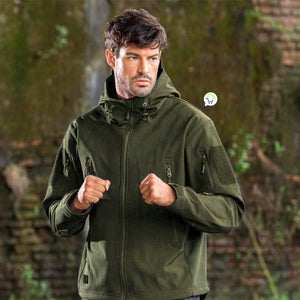 CHAQUETA IMPERMEABLE AVENTURA TIPO MILITAR